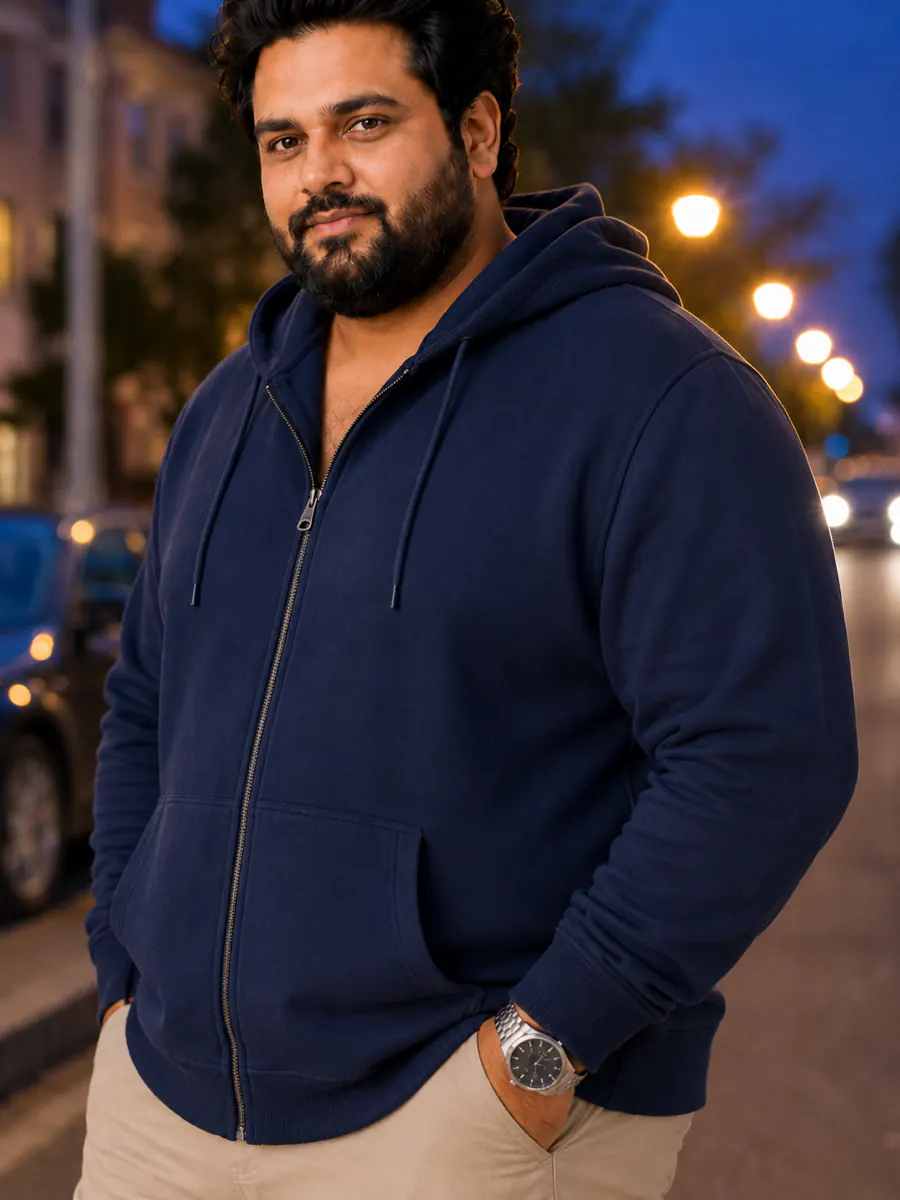 OutfitPlus XXXL Zip-Up Hoodie, close-up of the collar and fit detail